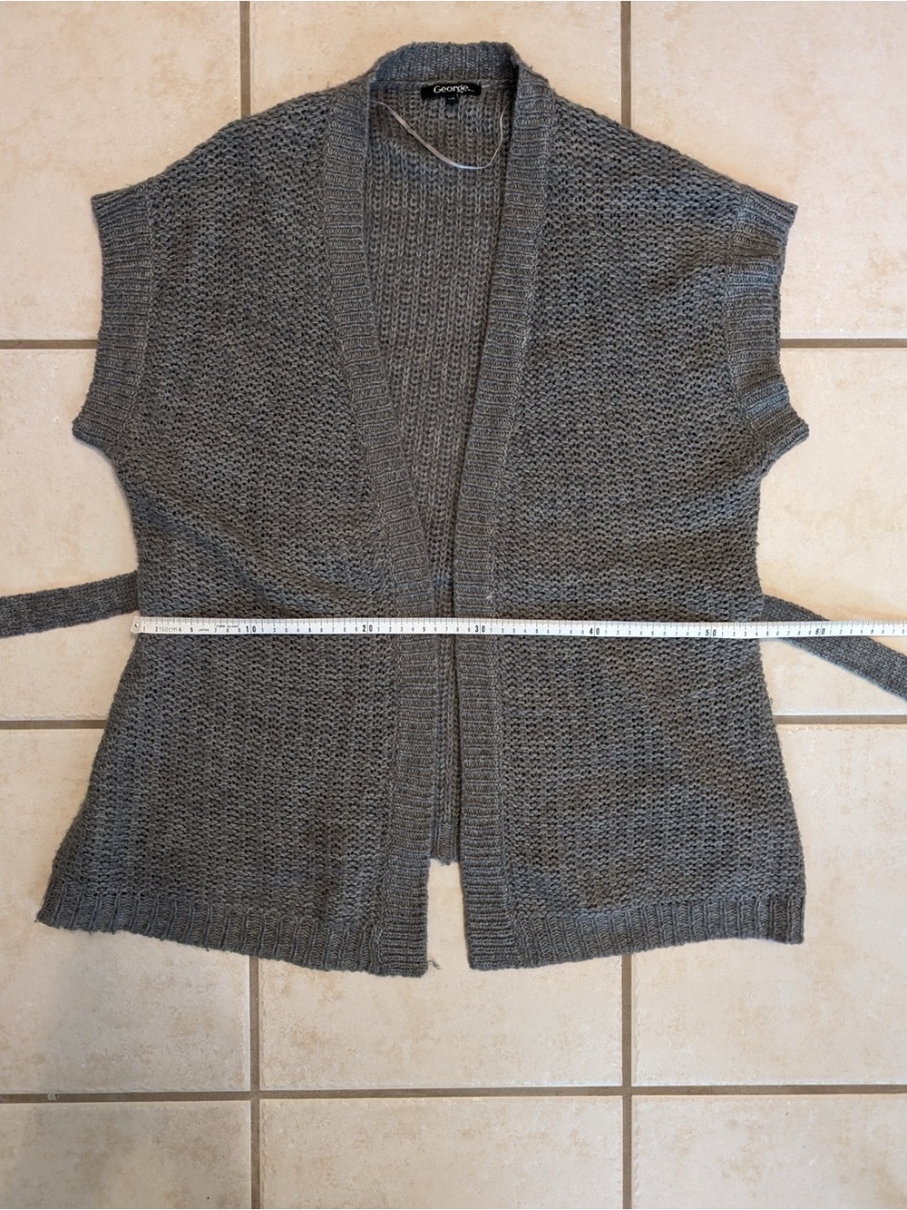 Grey Shawl - Picture 9 of 15